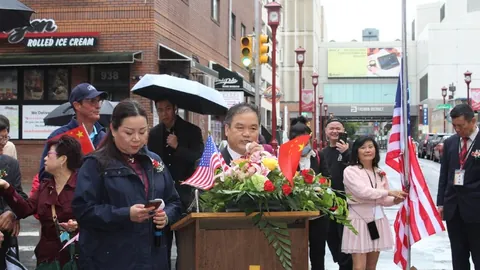 川普與泰勒·斯威夫特同場觀戰超級碗，梅西現身助威
