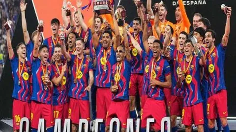 “[图]国安与申花2-2握手言和，法比奥助阵路易斯乌龙球引关注”