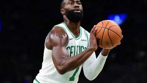 “2025年MLS全明星赛在奥斯汀激战，美职联与墨西哥超级联赛精英争霸”